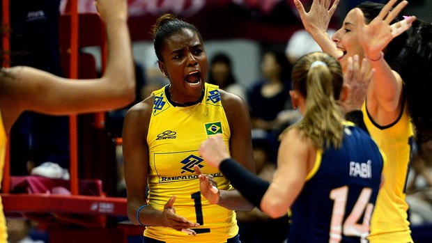 Seleção brasileira feminina 3 x 0 EUA, Grand Prix vôlei (Foto: Divulgação / FIVB)