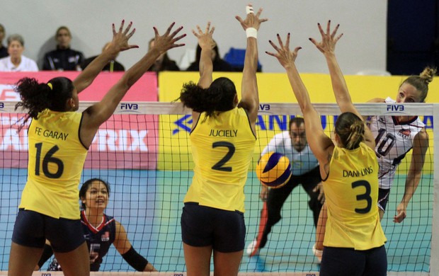 dani lins brasil x eua volei feminino TR (Foto: LUCIANO CLAUDINO/FRAME/Agência Estado)