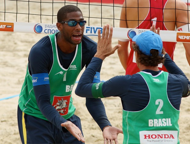 Emanuel Evandro prata Grand Prix Moscou (Foto: Divulgação/FIVB)