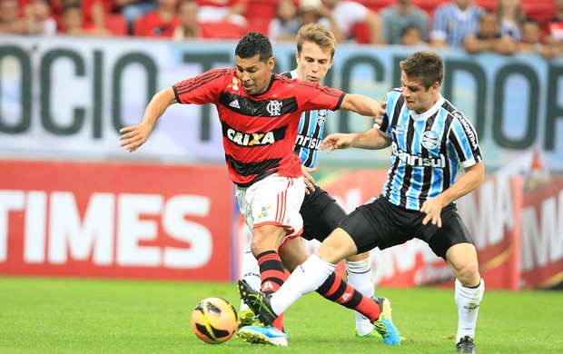 andre santos flamengo x gremio (Foto: CARLOS COSTA/Futura Press)