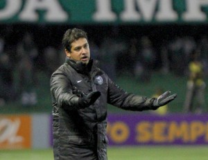 Marquinhos Santos Coritiba Portuguesa (Foto: Divulgação / Site oficial do Coritiba)