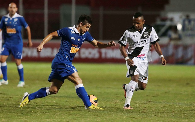 wilian cruzeiro x ponte preta (Foto: Marcos Bezerra/Futura Press )