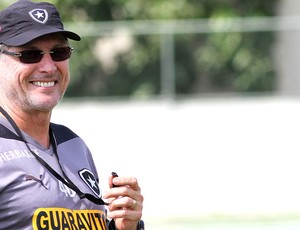 Oswaldo de Oliveira treino do Botafogo (Foto: Vitor Silva / SSPress)