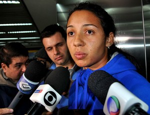 atletismo Vanda Gomes desembarque (Foto: João Gabriel)