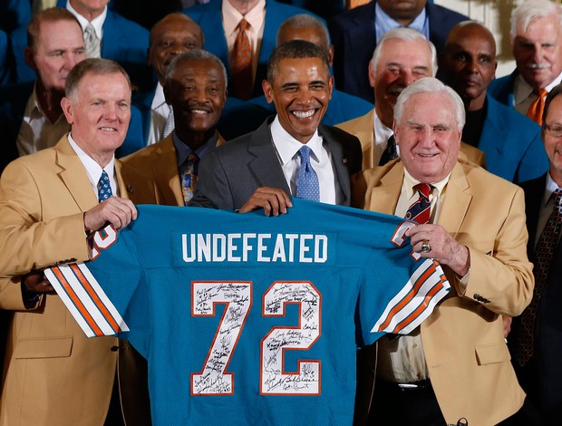 Obama NFL Miami Dolphins 1972 (Foto: Reuters)