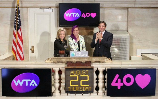 bethanie mattek-sands bolsa de nova york homenagem 40 anos wta (Foto: Divulgação / WTA)