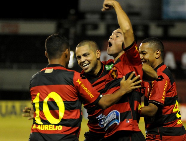 Felipe Azevedo (Foto: Aldo Carneiro/ Pernambuco Press)