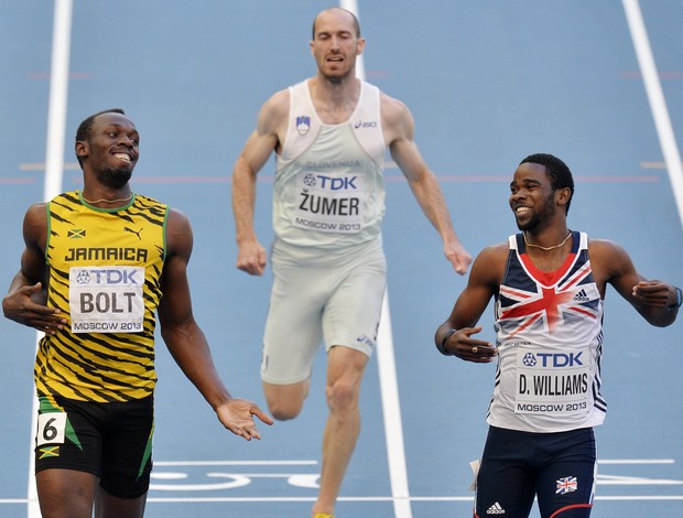 Usain Bolt e Delano Williams. eliminatórias 200m; Mundial de Atletismo - AP (Foto: AP)