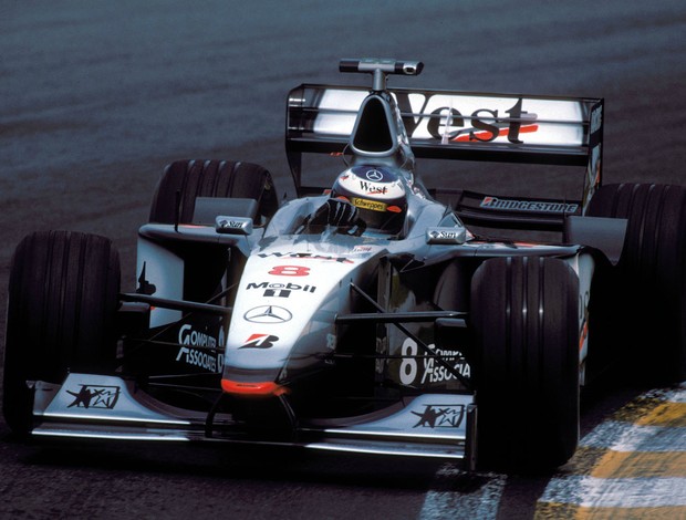 McLaren MP4-13 com a qual Hakkinen foi campeão mundial (Foto: Divulgação/Facebook)