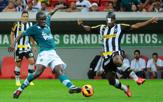 Hugo e André Bahia, Botafogo x Goiás (Foto: Andressa Anholete/Agência Estado)