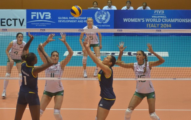 brasil x bulgaria fabiana dani lins grand prix volei (Foto: FIVB)