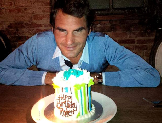 Roger Federer bolo de aniversário (Foto: Reprodução / Facebook Oficial)