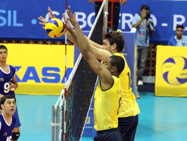 Vôlei Brasil e Paraguai Sul-Americano Masculino (Foto: Alexandre Arruda / CBV)