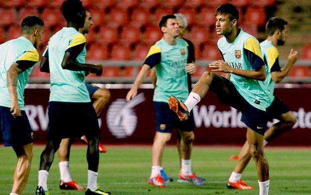 Neymar treino Barcelona na Tailândia (Foto: Reuters)