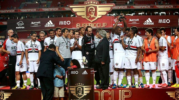 Rogerio ceni são paulo troféu eusebio cup (Foto: Isabel Cutileiro / SL Benfica)