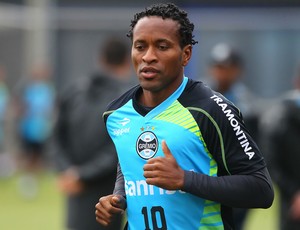 Zé Roberto treina na retomada dos trabalhos no Grêmio (Foto: Lucas Uebel/Grêmio FBPA)