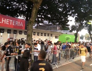 Bilheteria Maracanã Botafogo x Vitória (Foto: Thales soares)