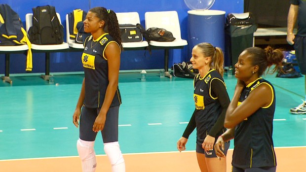 Treino da seleção feminina de vôlei (Foto: Reprodução EPTV)