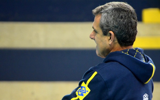 José Roberto Guimarães treino seleção brasileira vôlei (Foto: Murilo Borges)