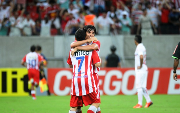 Jogadores Do Náutico comemoram  (Foto: Aldo Carneiro / Pernambuco Press)