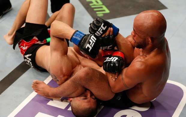 Demetrious Johnson x Moraga UFC MMA (Foto: Getty Images)