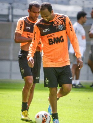 Richarlyson; Alecsandro; Atlético-MG; treino; Mineirão (Foto: Bruno Cantini / Site Oficial do Atlético-MG)