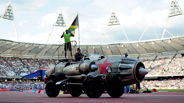 Bolt entrada carro atletismo (Foto: Getty Images)