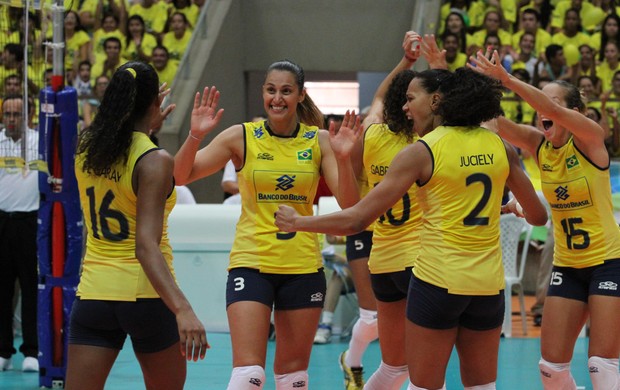 A seleção brasileira está invicta em 2013, com 12 vitórias em torneios e amistosos (Foto: Divulgação/CBV)