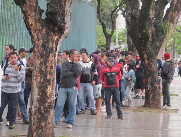 Torcedores Flamengo fila Maracanã (Foto: Thiago Benevenutte)