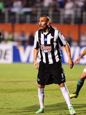 Guinazu jogo Palmeiras Libertad  (Foto: Marcos Ribolli / Globoesporte.com)