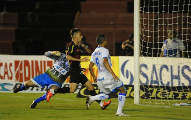 sport x avaí (Foto: Aldo Carneiro / Pernambuco Press)