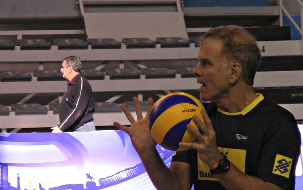 Bernardinho seleção vôlei Liga Mundial (Foto: João Gabriel Rodrigues)