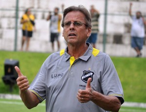 Waldemar Lemos, técnico do ABC (Foto: Divulgação/ABC)