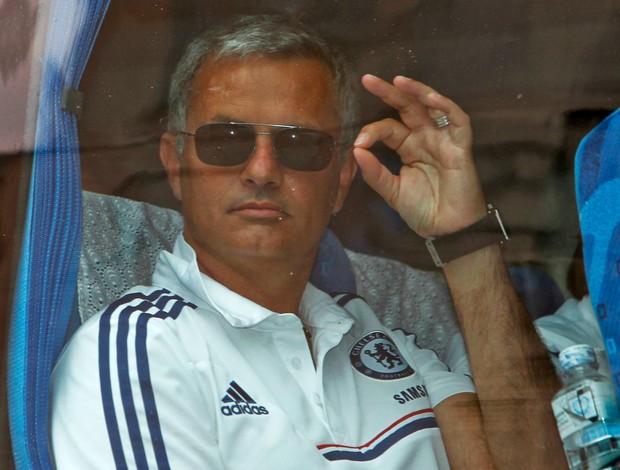Mourinho Chelsea na Tailândia (Foto: Reuters)