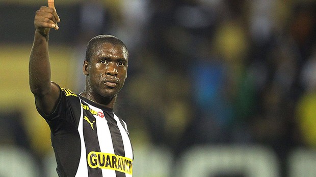 Seedorf jogo Botafogo Figueirense Copa do Brasil (Foto: Satiro Sodre / SSPress)