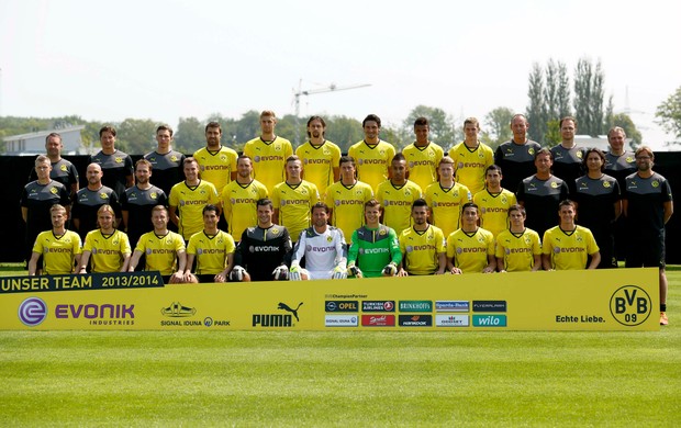 Apresentação elenco Borussia Dortmund (Foto: Reuters)