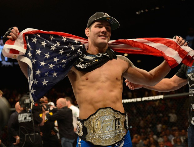 Anderson Silva x Chris Weidman UFC 162 (Foto: Getty Images)