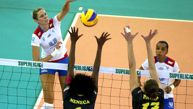 vôlei superliga Sarah Pavan rio de janeiro x rio do sul (Foto: Luiz Doro / Adoro)