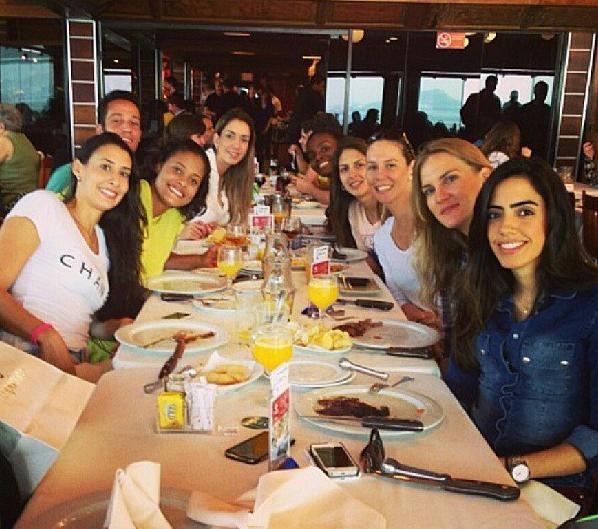 Musas se reuniram para comemorar o aniversário de Sheilla (Foto: Reprodução/Instagram)