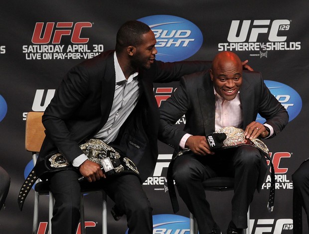 Jon Jones e Anderson Silva (Foto: Divulgação/UFC)