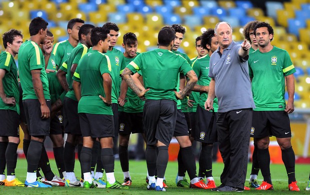 Felipão jogadores treino reconhecimento Maracanã (Foto: André Durão / Globoesporte.com)