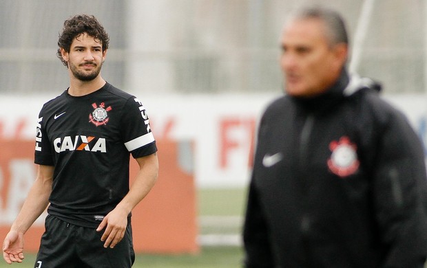 Pato e Tite, treino Corinthians (Foto: Daniel Augusto Jr. / Ag. Corinthians)