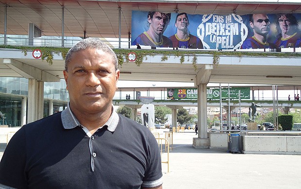 mazinho barcelona (Foto: Thiago Dias / Globoesporte.com)