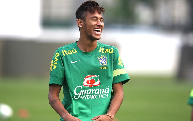 Neymar treino seleção brasileira em São Januário (Foto: Mowa Press)