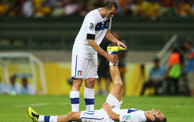 Chiellini e Gilardino prorrogação, Espanha x Itália (Foto: Getty Images)