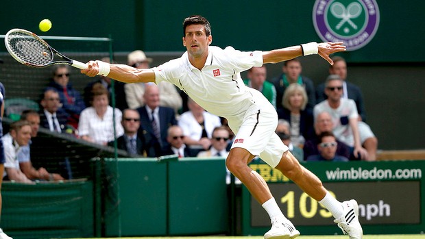 Djokovic tênis contra Florian Mayer Wimbledon (Foto: Reuters)