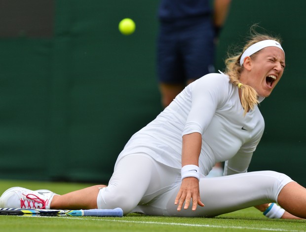 tênis victoria azarenka lesão Wimbledon (Foto: AFP)