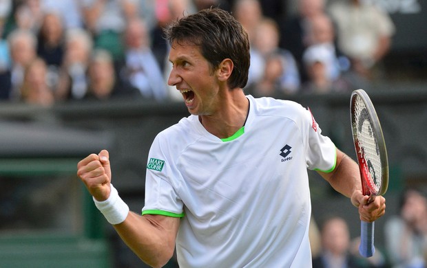 tênis Sergiy Stakhovsky vence Federer Wimbledon (Foto: Reuters)