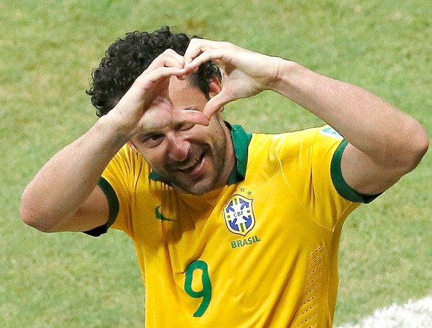 Fred gol Brasil jogo Itália em Salvador (Foto: Reuters)