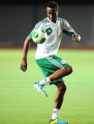 John Obi Mikel treino Nigéria (Foto: EFE)